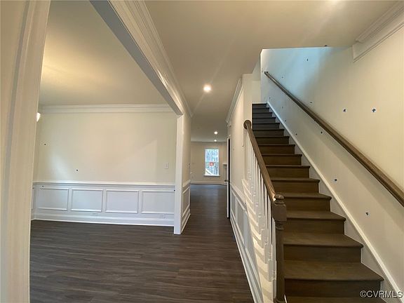 4th image of 10808 Weigela Court Gln