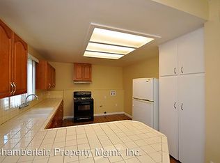 364 Peters Dr, Vista, CA 92083