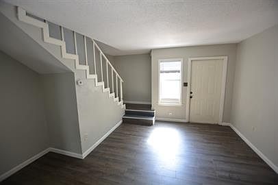 2nd image of 919 E Orange St #D