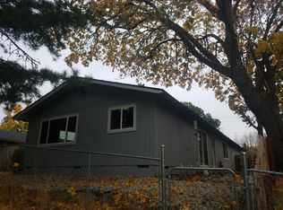 218 SW Greenwood Ave, Grants Pass, OR