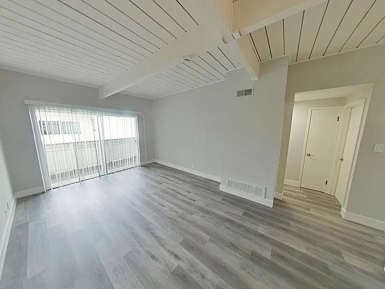 112 N Bayshore Blvd #23 — Photo 24