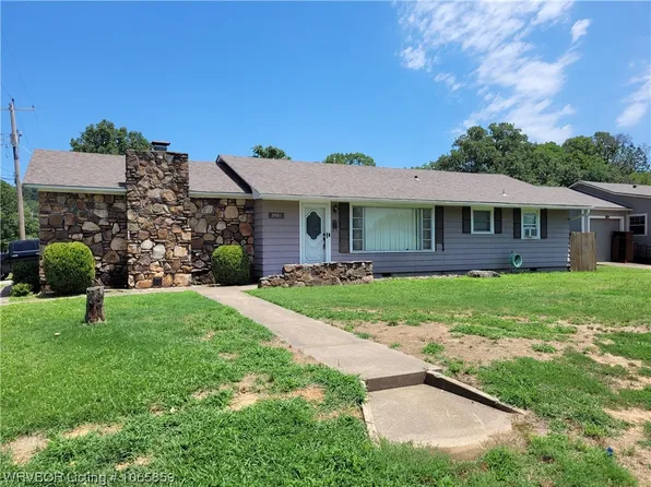 3901 S 18th St, Fort Smith, AR 72901