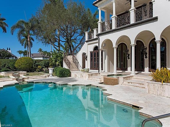 3rd image of 801 Spyglass Ln