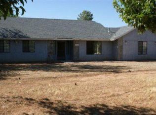 14510 Hopi Rd, Apple Valley, CA 92307