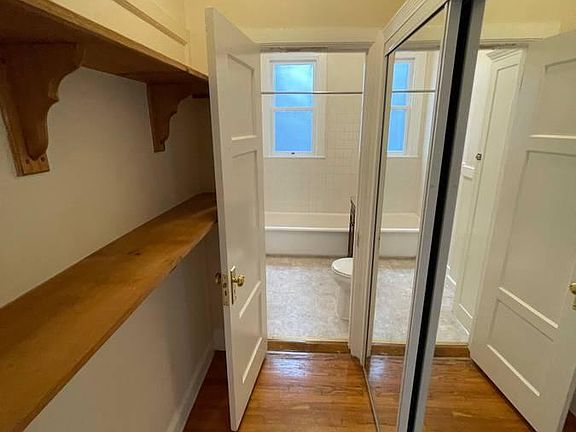 5th image of 2385 California St APT 10