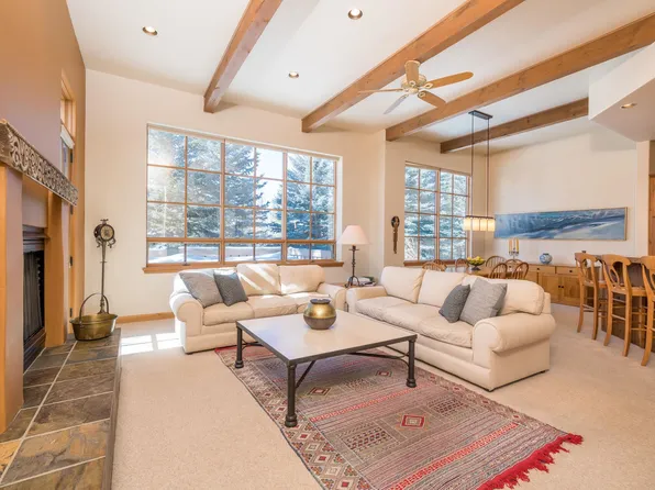 5 Villa Ct, Sun Valley, ID 83353
