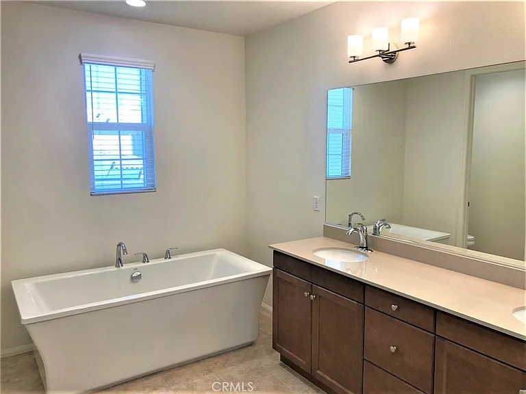 421 Camino Ruiz — Photo 26