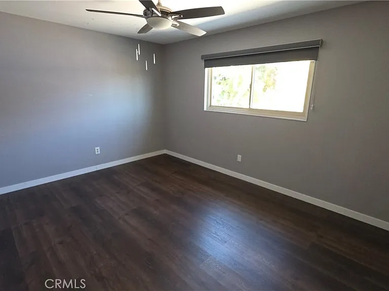 9840 Amsdell Ave — Photo 11