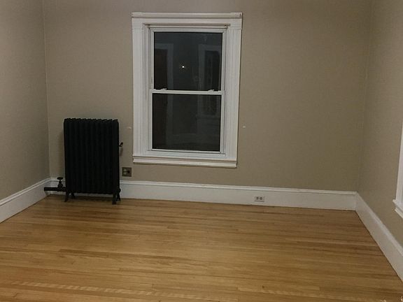 5th image of 109 6th St #2