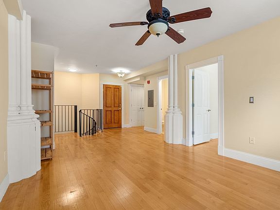 5th image of 45 W Broadway Unit 101