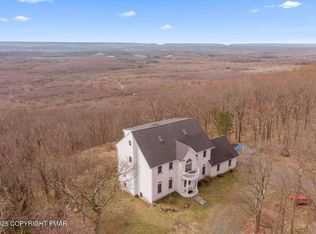 351 Valley View Dr, Albrightsville, PA 18210