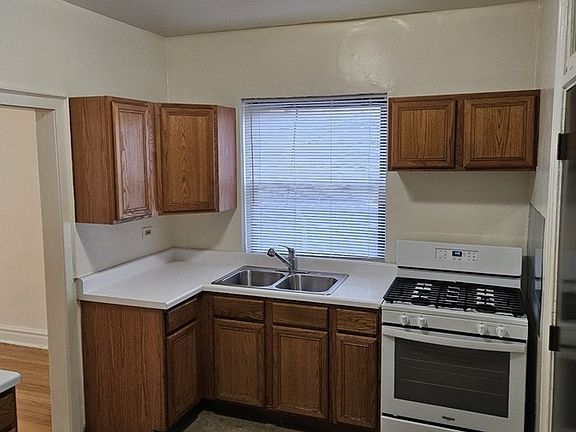 5th image of 400 S Maple Ave #1119-2A