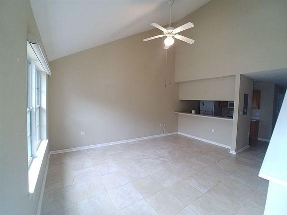 3rd image of 2738 W Tharpe St #1
