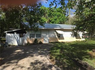 650 Howell Circle Dr, Fort Myers, FL 33905
