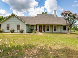 229 Trailwood Dr, Joshua, TX 76058