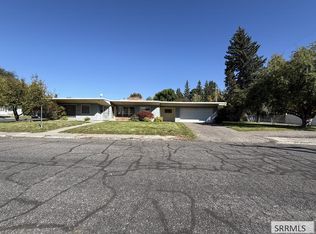 48 N 5 E, Saint Anthony, ID 83445