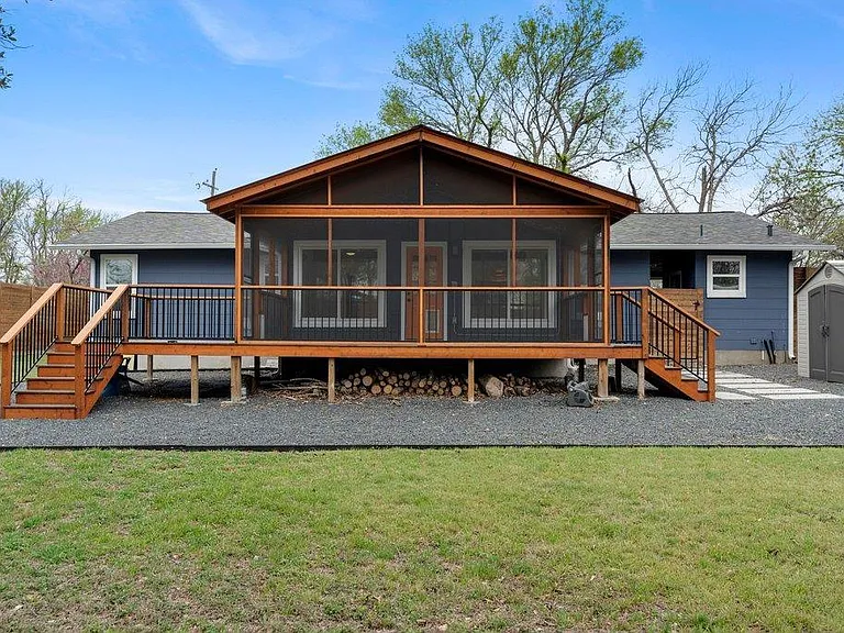 3404 Touchstone St — Photo 2