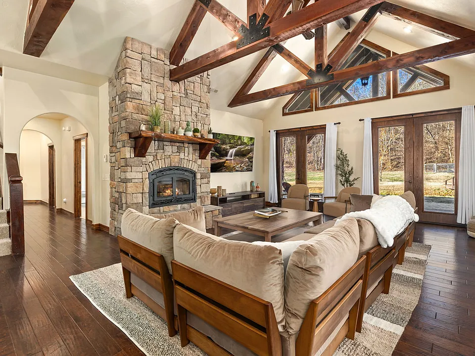 4933 Trout Farm Rd #ID1221930P