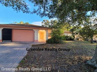 8515 Heather Blvd, Weeki Wachee, FL 34613