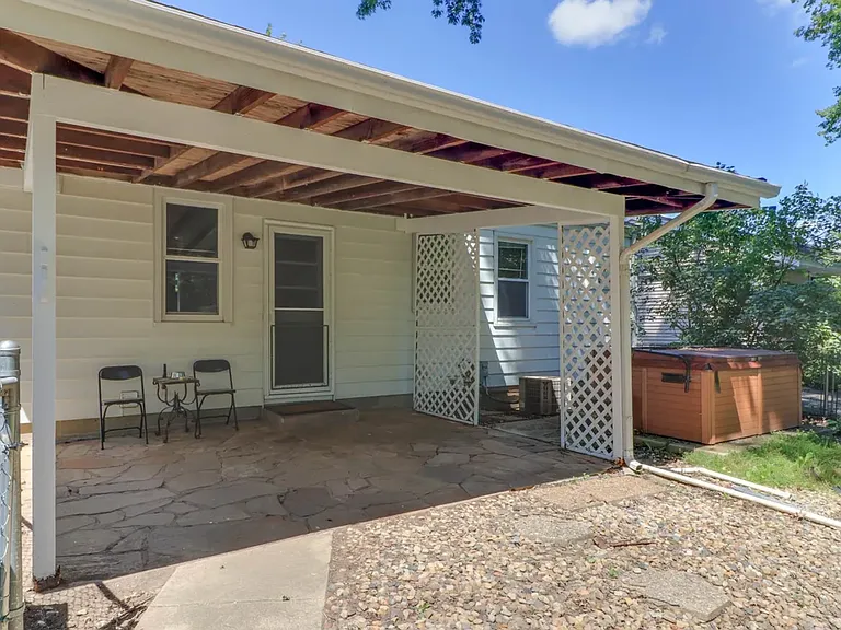 725 Dale St — Photo 25