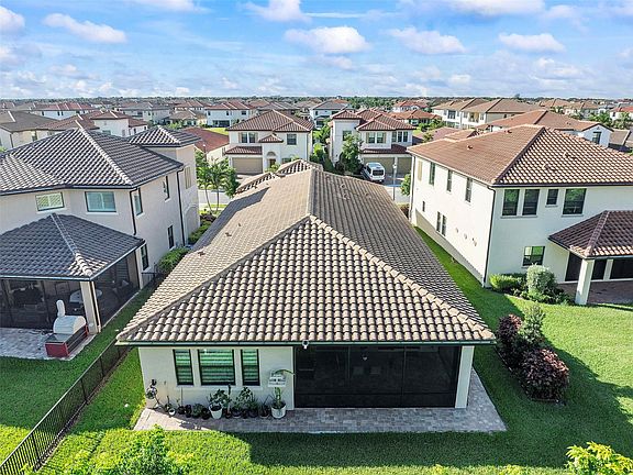 5th image of 12245 N Baypoint Circle