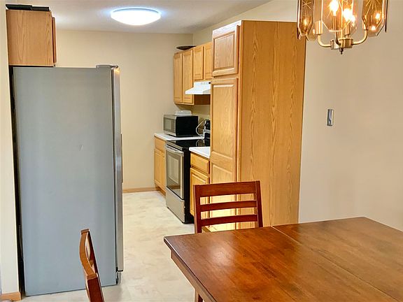 4th image of 2807 Zenith Ave Unit A