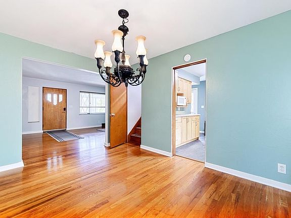 5th image of 424 Bower Hill Rd