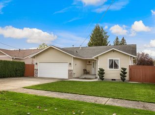 245 S 2nd St, Buckley, WA 98321