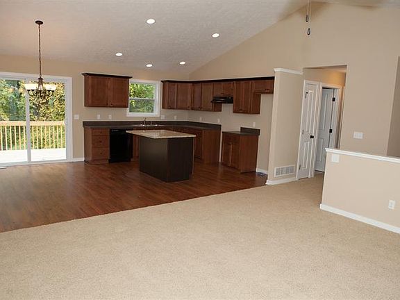 3rd image of 1477 Smith Farms Ct SE