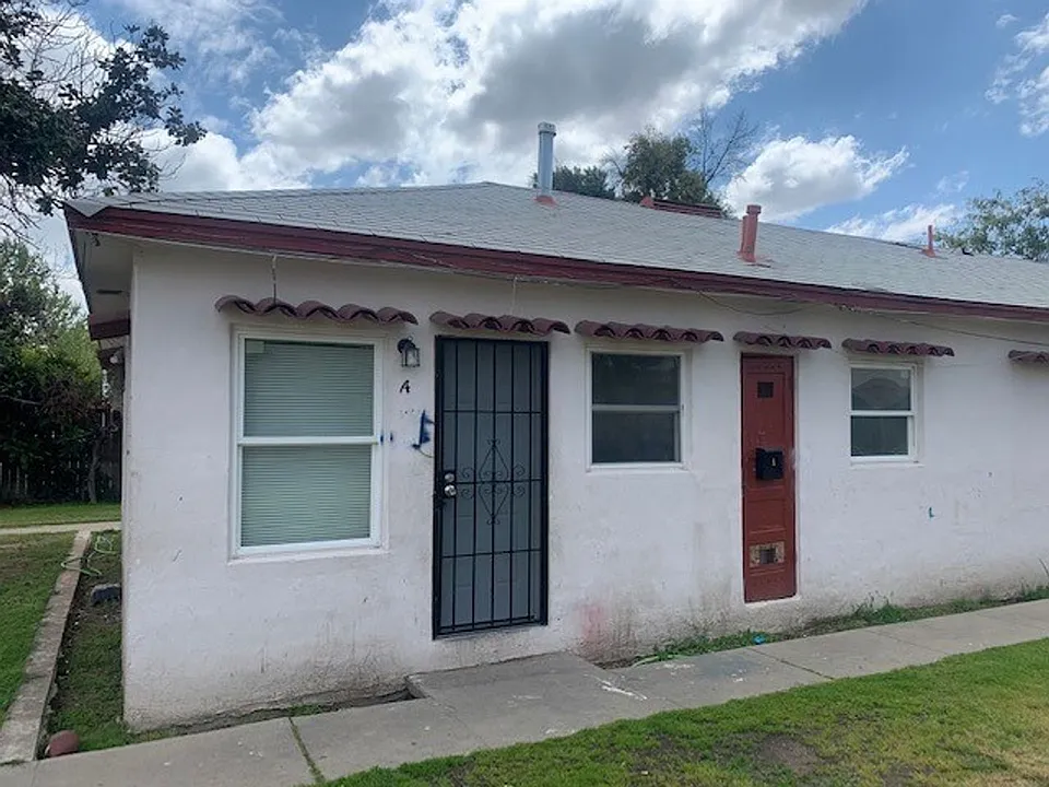 213 Oildale Dr #A-C