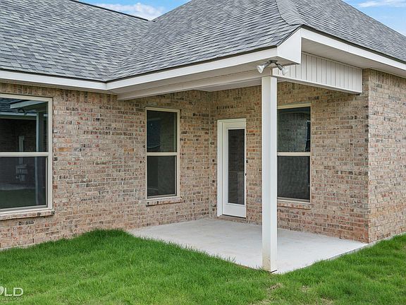 4th image of 114 Saint Edmunds Way