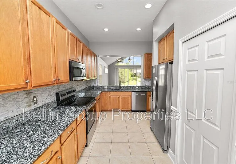 30816 Pumpkin Ridge Dr — Photo 7