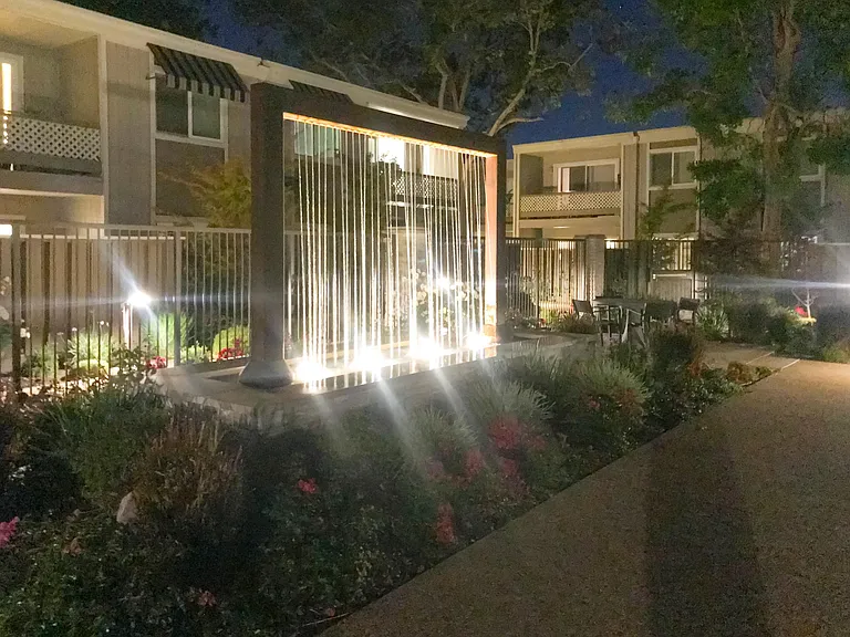 Halford Gardens Apartments — Photo 6