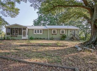 324 Spence Rd, Carrollton, GA 30117