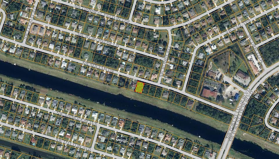 2nd image of 886 SW Sultan Dr