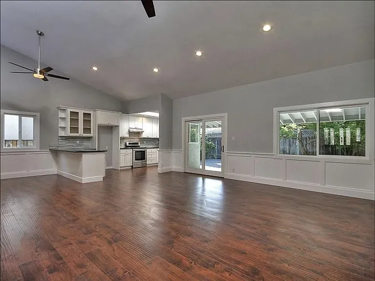 285 Cresta Vista Way — Photo 6