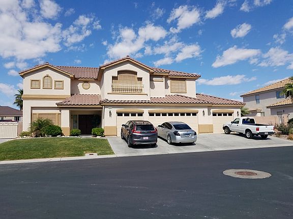 5th image of 477 Mountain Villa Dr