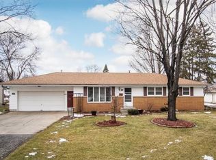 920 Pierce St S, Shakopee, MN 55379