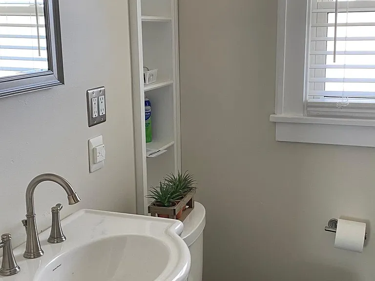4424 Lloyd St — Photo 10