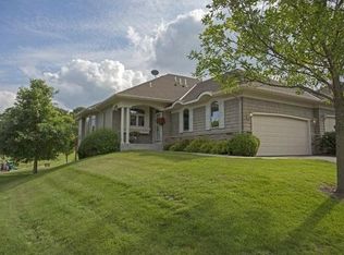 13921 45th Ave N, Plymouth, MN 55446