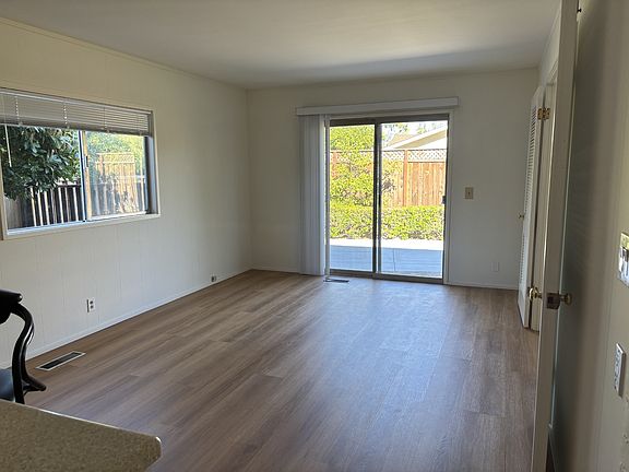 4th image of 1138 Revere Dr
