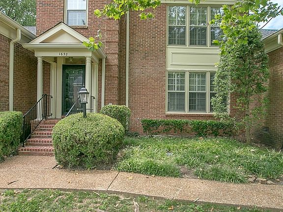 2nd image of 1632 Belmont Ct