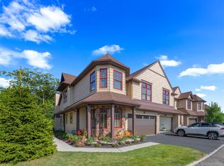 89 Jims Trail, Bayport, NY 11705