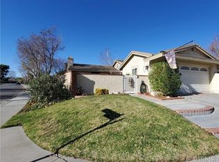 25943 Sandalia Dr, Santa Clarita, CA 91355