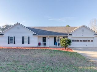 331 Cobblestone Rd, Auburn, GA 30011