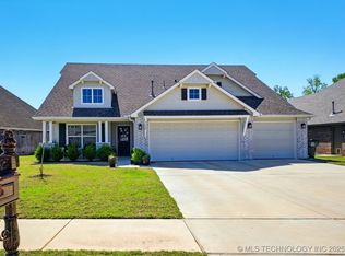 9080 E 133rd St S, Bixby, OK 74008