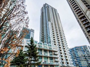 225 Webb Dr Unit 703, Mississauga, ON L5B 4P2