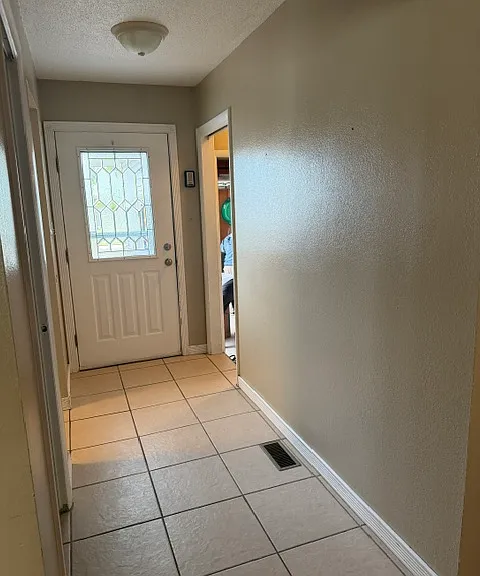 319 Bocage Dr — Photo 16