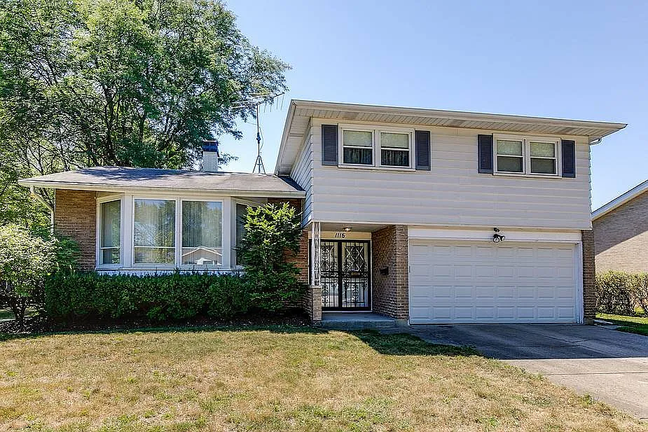 1116 N Hemlock Ln photo 1