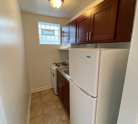 4th image of 5200 S Harper Ave APT 301